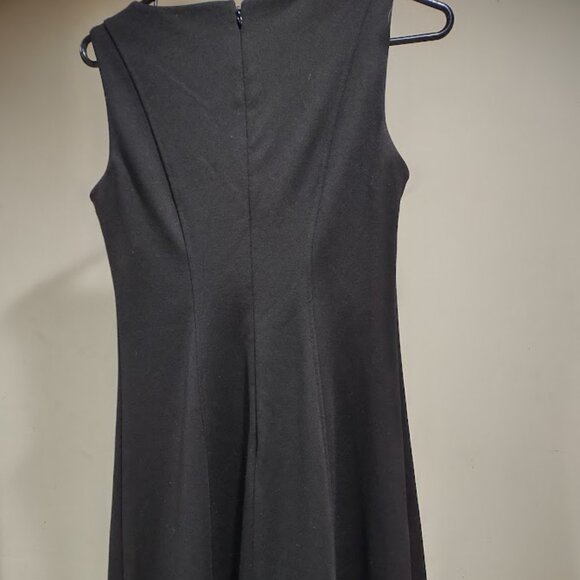 TALBOTS CLASSIC LITTLE BLACK DRESS SLEEVELESS SHEATH FULL ZIP WOMEN'S SIZE 2P - Picture 3 of 10